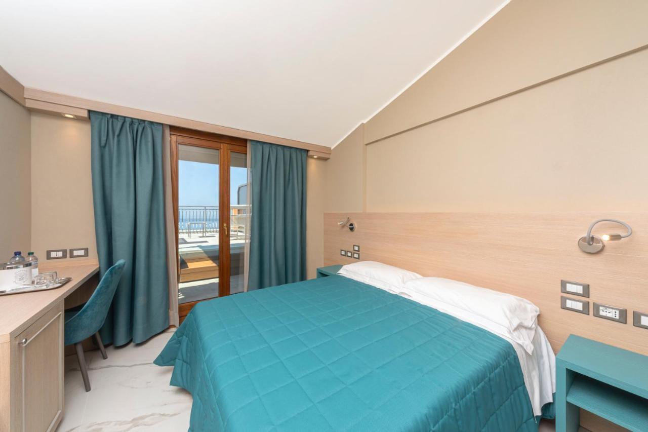 Hotel Porto Roca Monterosso al Mare Exterior foto