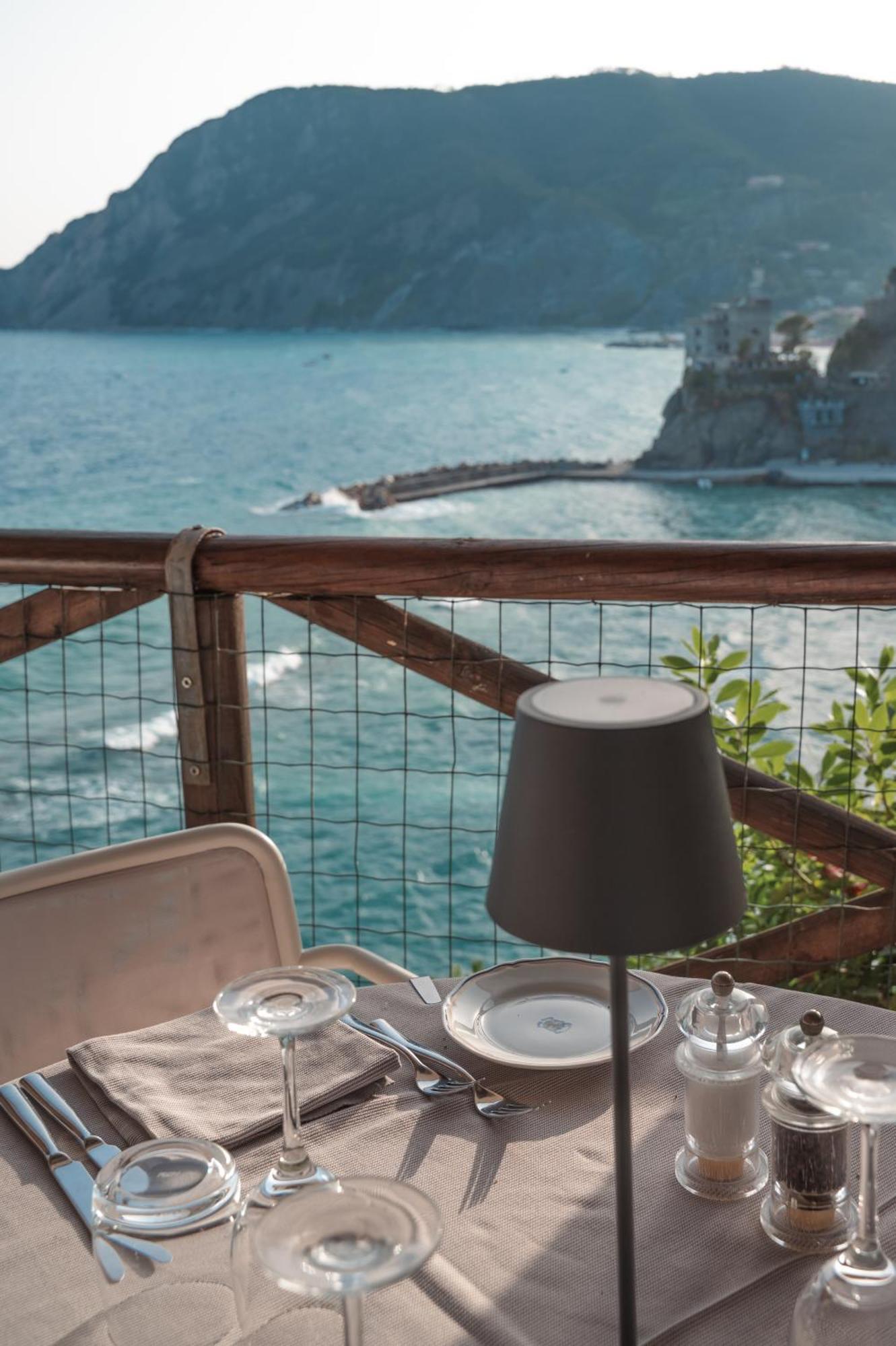 Hotel Porto Roca Monterosso al Mare Exterior foto